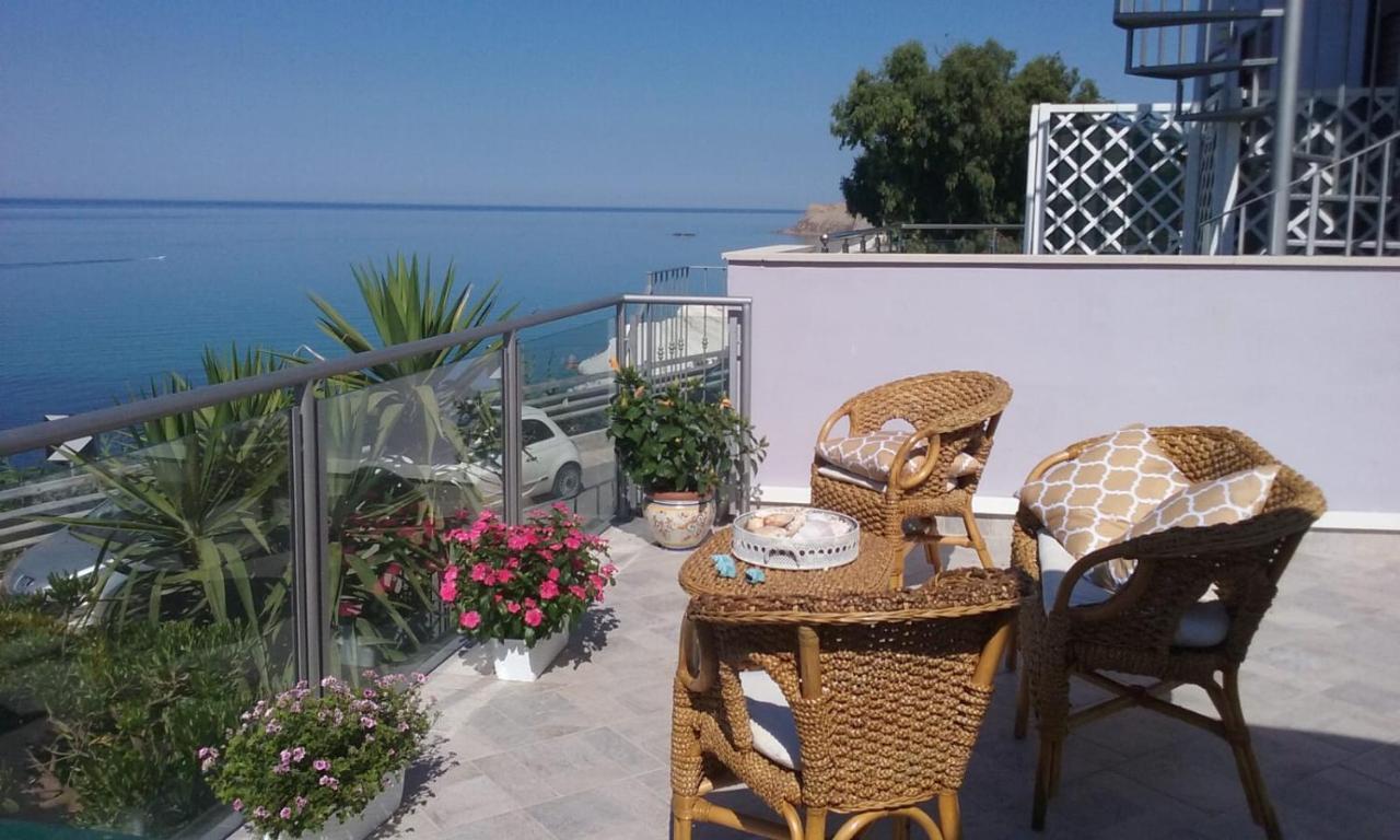 Bed and Breakfast La Perla Scala dei Turchi Realmonte Exterior foto