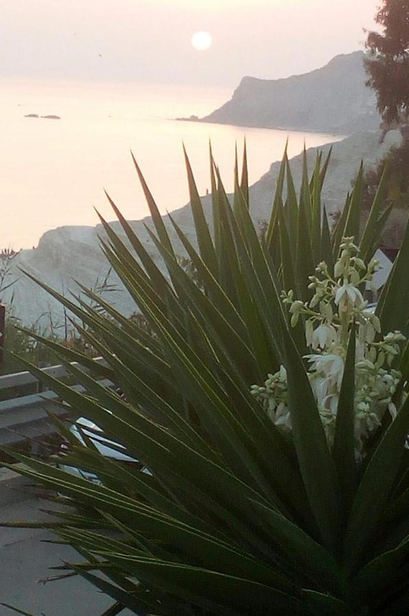 Bed and Breakfast La Perla Scala dei Turchi Realmonte Exterior foto